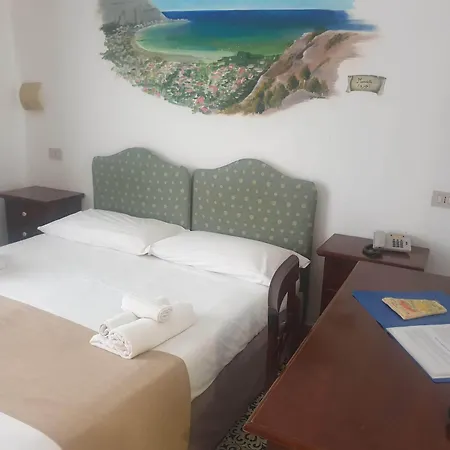 Отель Elite Centro Палермо