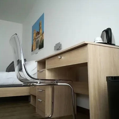 Отель Elite Centro