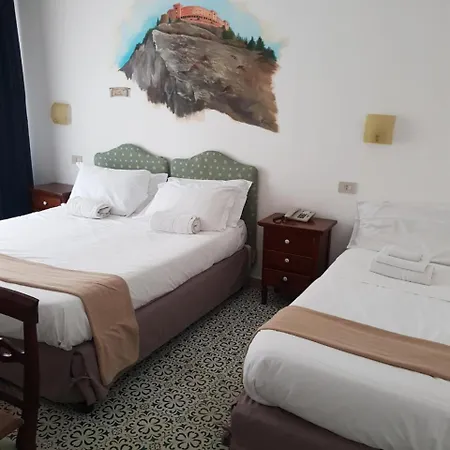 Hotell Elite Centro 3*