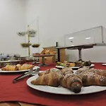 Elite Centro מלון 3*