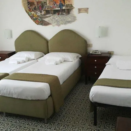 Elite Centro 3* Палермо