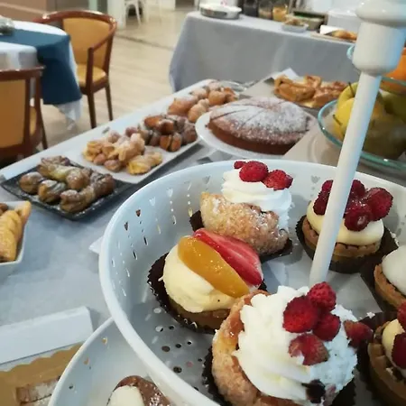 Elite Centro 3* פלרמו